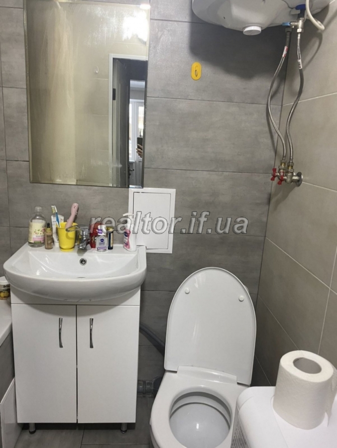 Prodayetsya_1_kimnatna_kvartyra_po_vulytsi_Konovaltsya_z_remontom_i_meblyamy_22449_5_1686734701.jpeg