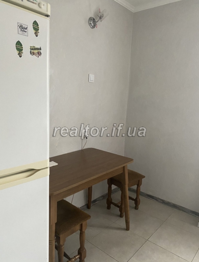 Prodayetsya_1_kimnatna_kvartyra_po_vulytsi_Konovaltsya_z_remontom_i_meblyamy_22449_7_1686734701.jpeg