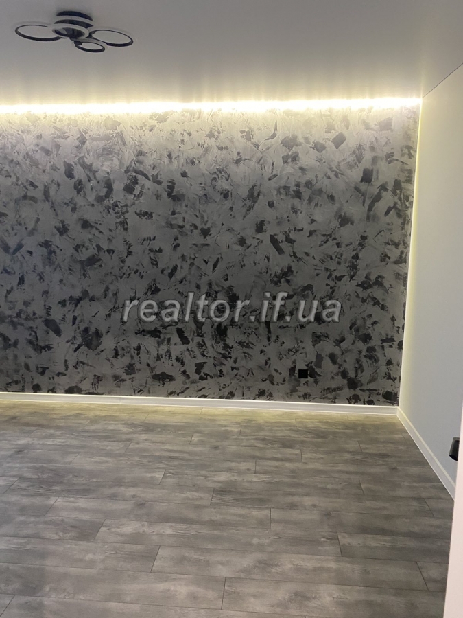 Prodayetsya_1_kimnatna_kvartyra_velykoyi_ploshchi_v_novomu_zhytlovomu_kompleksi_Kvartal_Halytskyi_22771_9_1701426642.jpeg