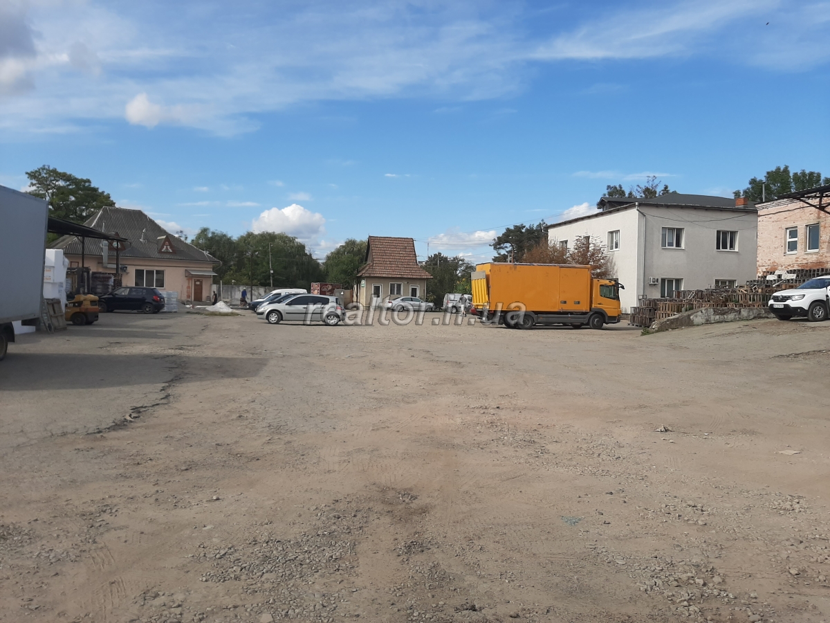 Prodayetsya_kompleks_skladskykh_prymishchen_blyzko_tsentralnoyi_chastyny_mista_22680_3_1697813771.jpeg