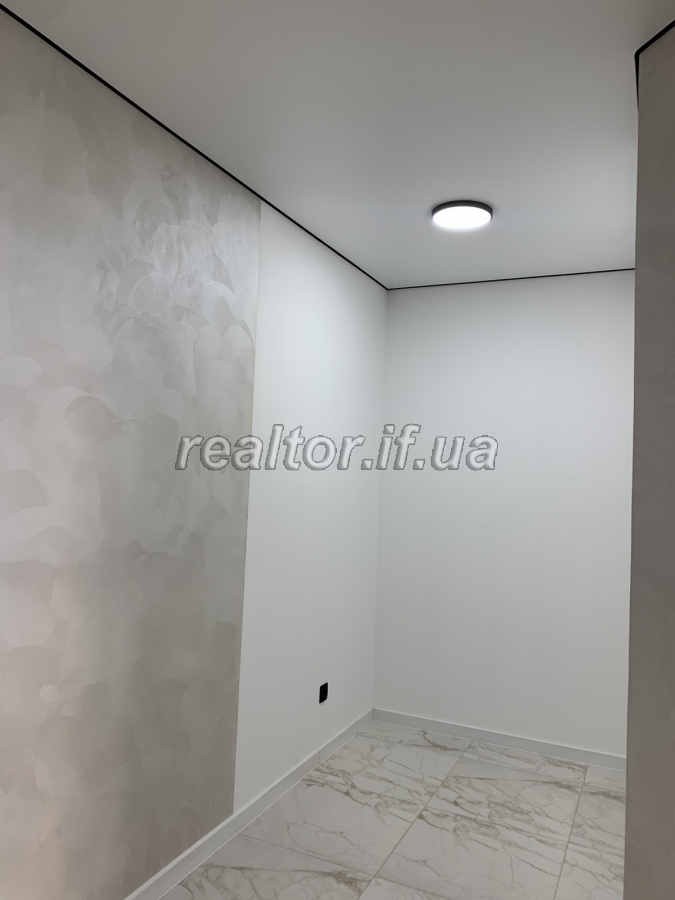 Prodazh_kvartyry_z_remontom_v_mistechku_zakrytoho_typu_poruch_z_miskym_parkom_22767_16_1701267050.jpeg