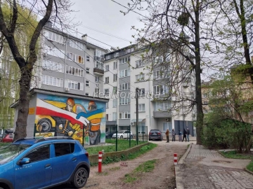 Studio apartment for rent in the city center, Pylypa Orlyka Street
