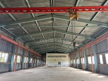 ental of production and warehouse premises of the workshop with administrative spaces
