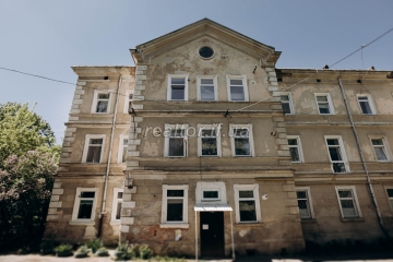 In der Chornovola-Straße steht eine 2-Zimmer-Wohnung mit individueller Heizung zum Verkauf