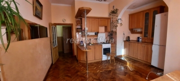 2 bedroom apartment for sale in a Polish house on Belvedere Street in the city center