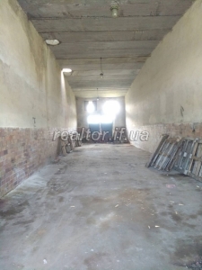 The existing warehouse with a ramp for sale in the village of Khryplyn is for sale