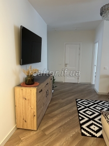 Two-sided two-room apartment for sale in a cozy area of ​​the city on Dekabristiv Street