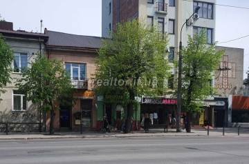 Downtown premises for sale with security