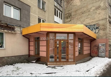 Free-purpose premises for sale near a school and a shopping center