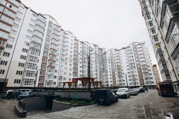 Продаж квартири в містечку центральне по вулиці Височана