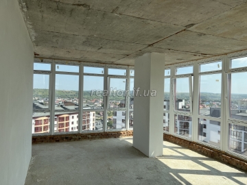 Verkauf einer Wohnung in einem gemieteten Gebäude in der Evropeyska-Straße