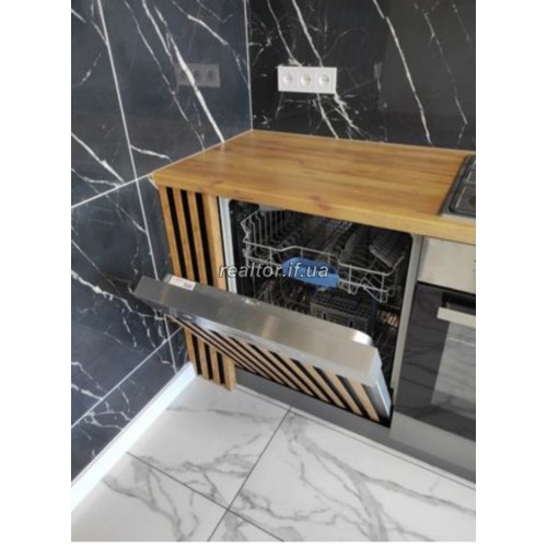 Sale of a complete apartment in a new building Mistechko Central  Ivano-Frankivsk region  Ivano-Frankivsk  district Center 