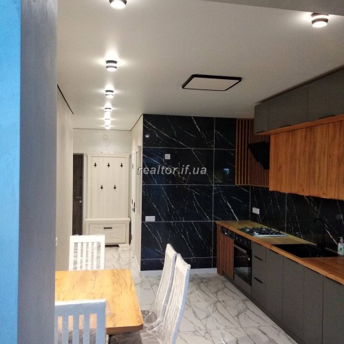 Sale of a complete apartment in a new building Mistechko Central  Ivano-Frankivsk region  Ivano-Frankivsk  district Center 