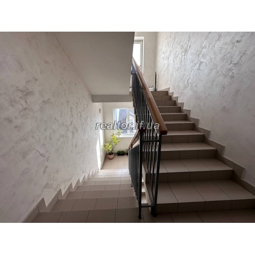 Уютная 1-комнатная квартира в малоэтажной новостройке - идеальный 3-й этаж  Ивано-Франковская  Ивано-Франковск  район Центр 