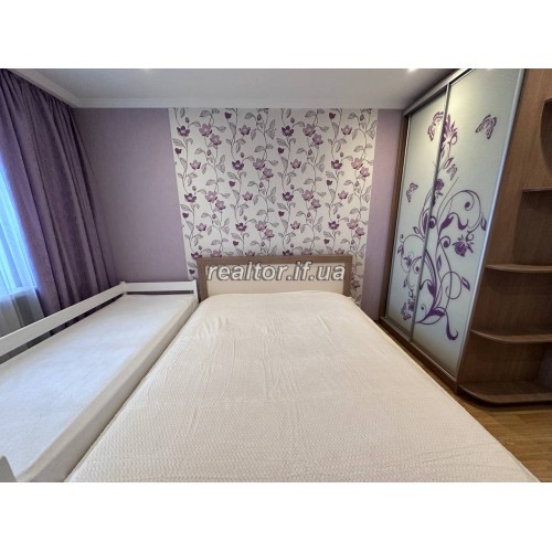 Затишна квартира з меблями, технікою та чудовою інфраструктурою  Івано-Франківська  Івано-Франківськ  р-н Івасюка-Надрічна 