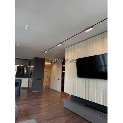 Продаж квартири з індивідуальним дизайнерський проектом в престижному ЖК Manhattan  Івано-Франківська  Івано-Франківськ  р-н Центр 