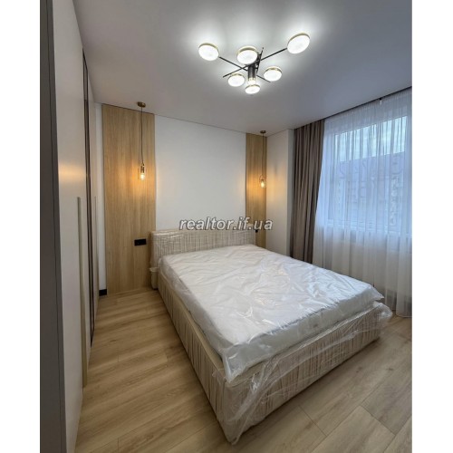 Видова квартира в центрі міста з ремонтом по вулиці Національної Гвардії  Івано-Франківська  Івано-Франківськ  р-н Центр 