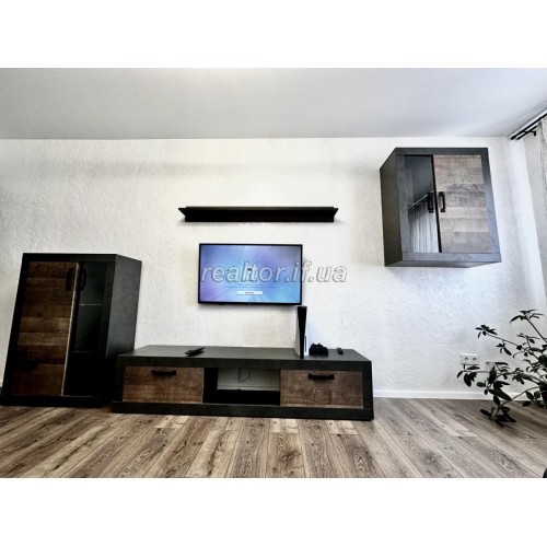 Eine Zweizimmerwohnung im Stadtzentrum mit moderner Renovierung und herrlichem Blick in die Innenstadt  Iwano-Frankiwsk Region  Iwano-Frankiwsk  Bezirk Innenstadt 