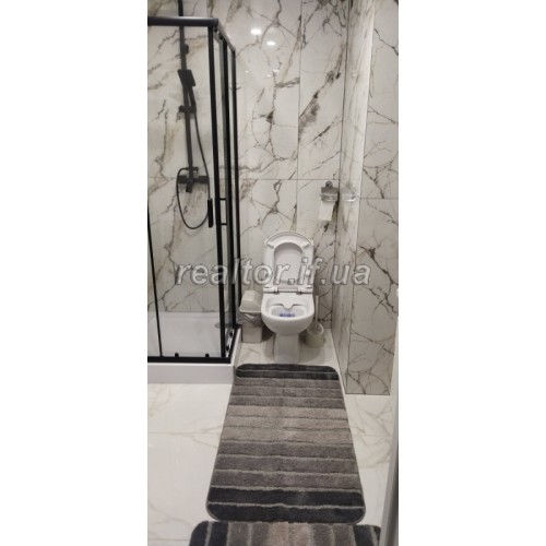 Apartment in a new building in the city center, Bandera street  Ivano-Frankivsk region  Ivano-Frankivsk  district Center 