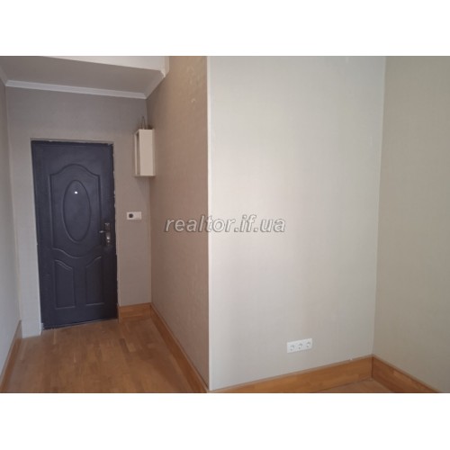 Kleine Büroräume zu vermieten  Iwano-Frankiwsk Region  Iwano-Frankiwsk  Bezirk Ivasiuka - Nadrichna 