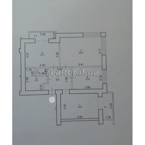 Zum Verkauf steht eine 3-Zimmer-Wohnung im idealen zweiten Wohngeschoss in der Pasichna-Straße  Iwano-Frankiwsk Region  Iwano-Frankiwsk  Bezirk Pasichna 