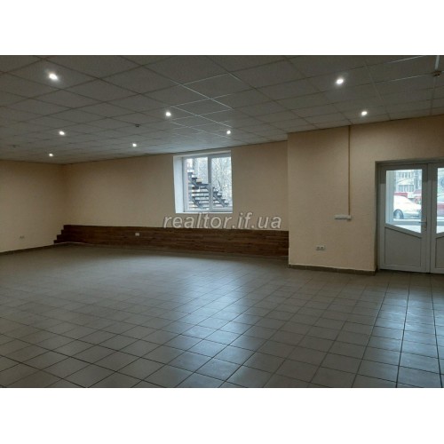 Продається комерційне приміщення площею 311 метрів по вулиці Галицька 203  Івано-Франківська  Івано-Франківськ  р-н Пасічна 