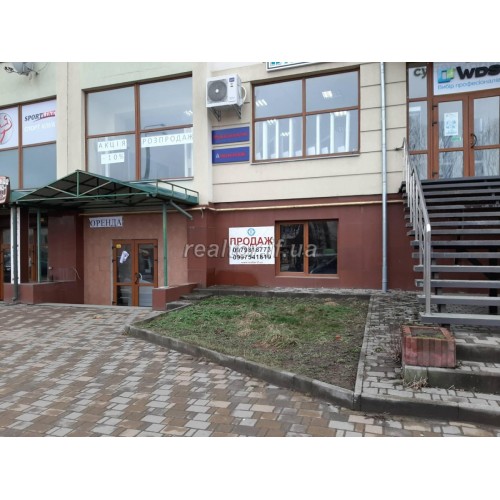 Продається комерційне приміщення площею 311 метрів по вулиці Галицька 203  Івано-Франківська  Івано-Франківськ  р-н Пасічна 