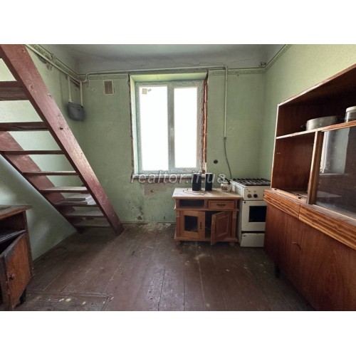 Продажа дома с земельным участком 23 сот в селе Подпечеры  Ивано-Франковская  Тисменицький район  с. Підпечари 