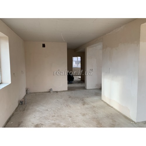 House for sale with city communications near the airport - Opryshivtsi  Ivano-Frankivsk region  Ivano-Frankivsk  district Airport 