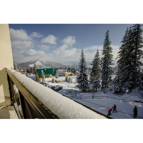 Adrenalin Hotel und Restaurantkomplex zum Verkauf in den Karpaten  Закарпатська  Rajon Rakhiv  Dragobrat Skigebiet 