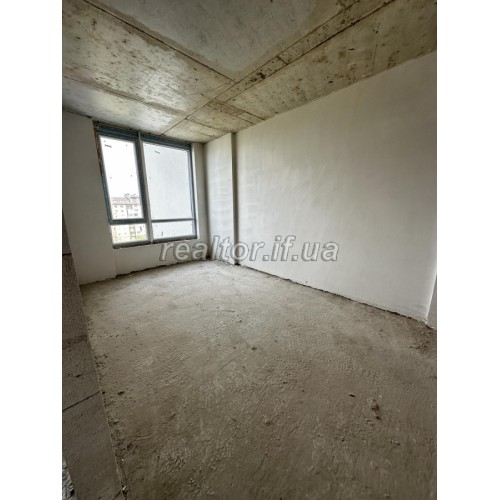 Apartment for sale in the central part of the city next to the city lake  Ivano-Frankivsk region  Ivano-Frankivsk  district Center 