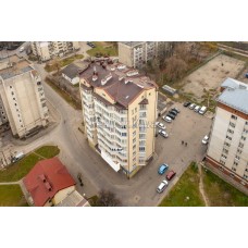 Терміновий продаж приміщення з орендарями 