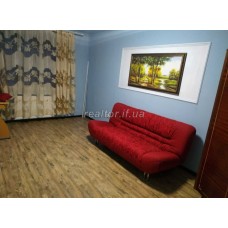 I will rent the apartment with repair on Tysmenytska Street  Ivano-Frankivsk region  Ivano-Frankivsk  district Tysmenytska 