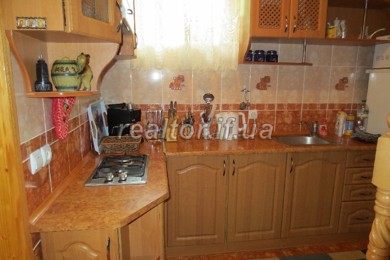 Idealna_dacha_dlya_vidpochynku_ta_rybalstva_z_usima_zruchnostyamy_na_livomu_berezi_burshtynskoho_vodoskhovyshcha_11372_22_1470638093.jpg