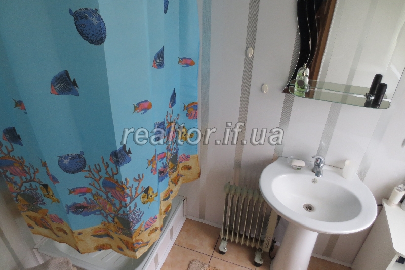 Idealna_dacha_dlya_vidpochynku_ta_rybalstva_z_usima_zruchnostyamy_na_livomu_berezi_burshtynskoho_vodoskhovyshcha_11372_28_1470638094.jpg