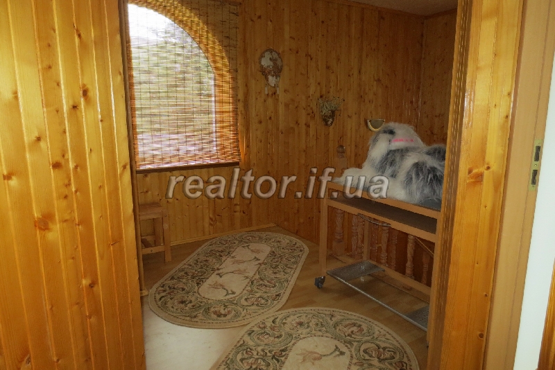 Idealna_dacha_dlya_vidpochynku_ta_rybalstva_z_usima_zruchnostyamy_na_livomu_berezi_burshtynskoho_vodoskhovyshcha_11372_29_1470638094.jpg