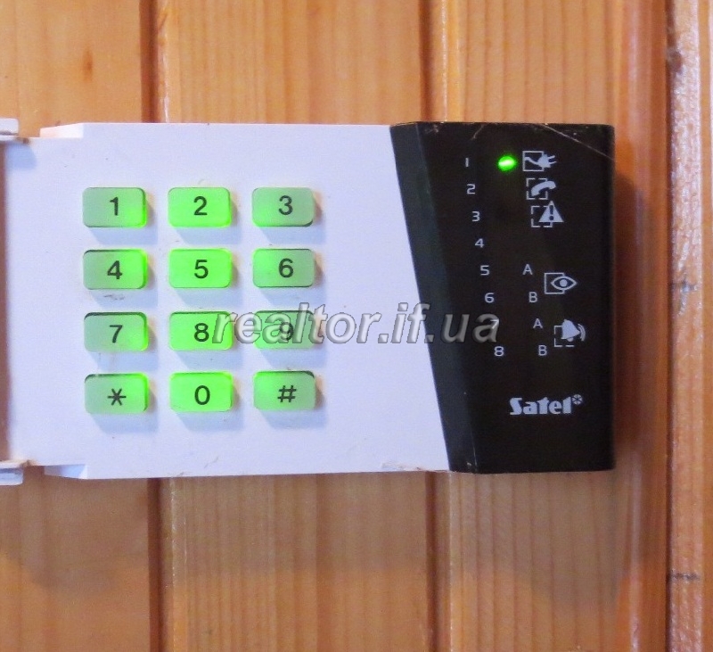 Idealna_dacha_dlya_vidpochynku_ta_rybalstva_z_usima_zruchnostyamy_na_livomu_berezi_burshtynskoho_vodoskhovyshcha_11372_2_1470644538.jpg