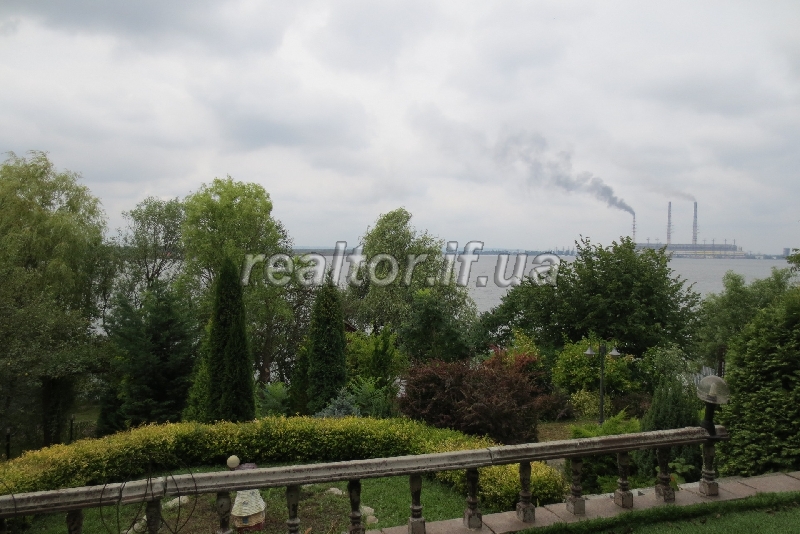 Idealna_dacha_dlya_vidpochynku_ta_rybalstva_z_usima_zruchnostyamy_na_livomu_berezi_burshtynskoho_vodoskhovyshcha_11372_34_1470638094.jpg