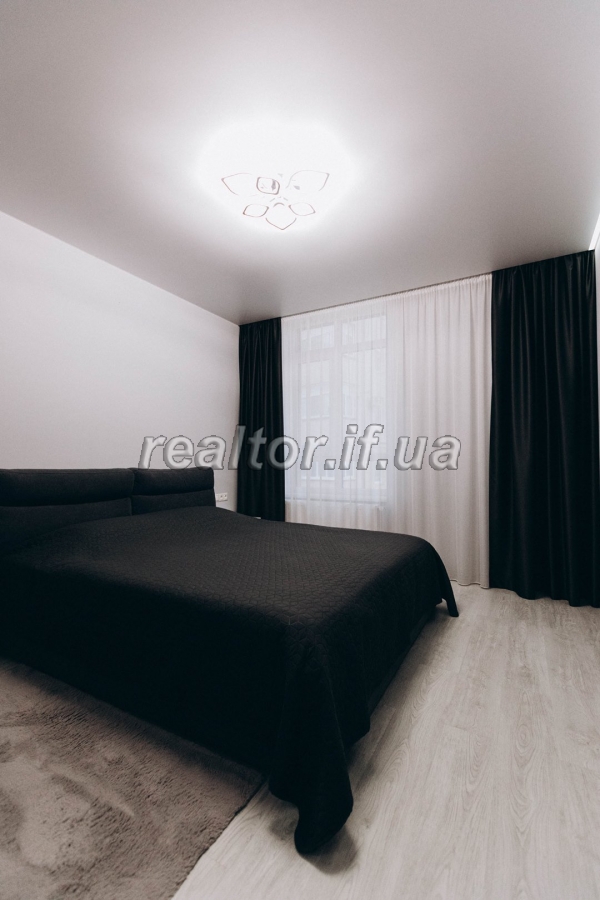 Komfortna_ta_rozkishna_2_kimnatna_kvartyra_premium_klasu_na_berezi_miskoho_ozera_22952_19_1734086711.jpeg