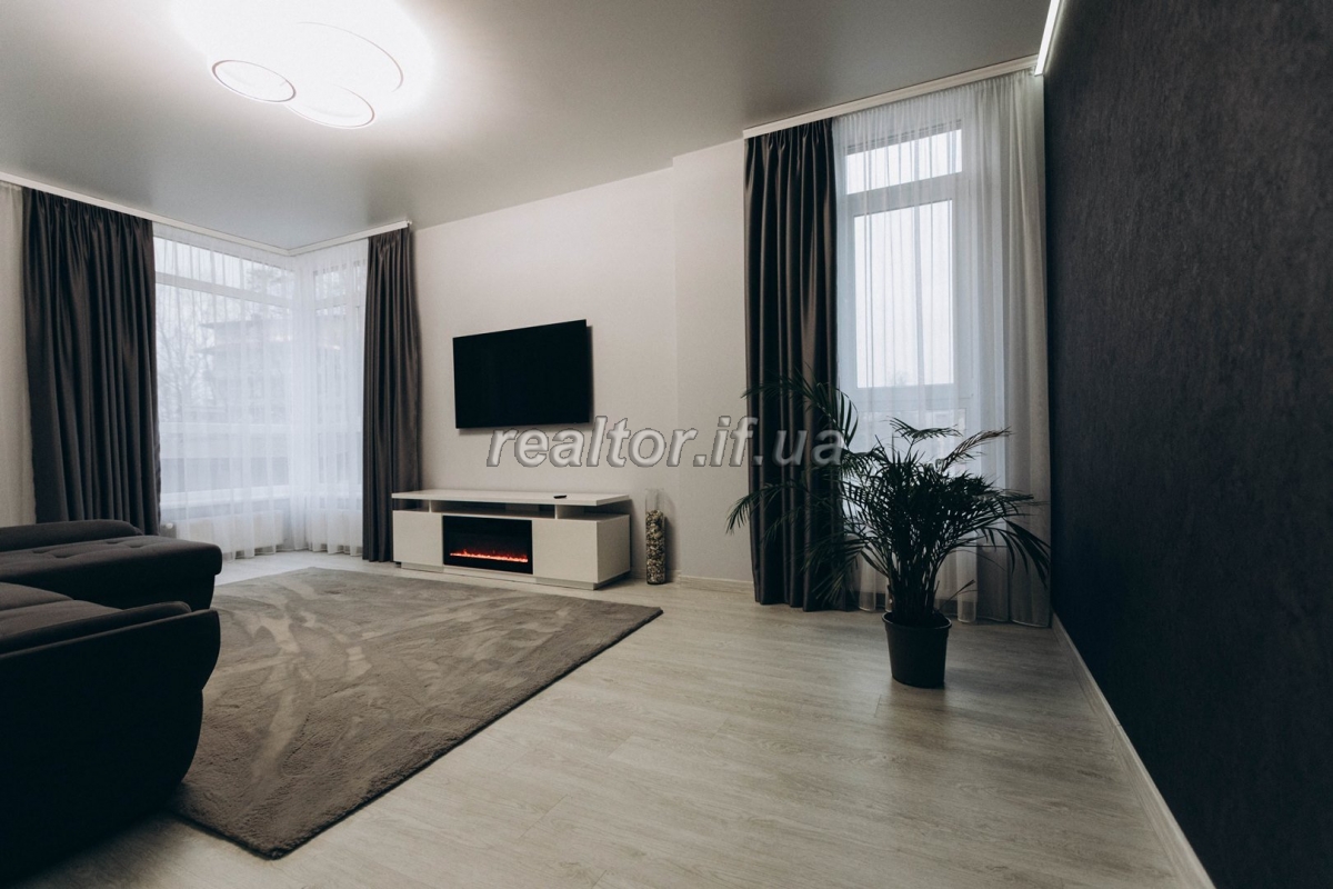 Komfortna_ta_rozkishna_2_kimnatna_kvartyra_premium_klasu_na_berezi_miskoho_ozera_22952_7_1734086708.jpeg