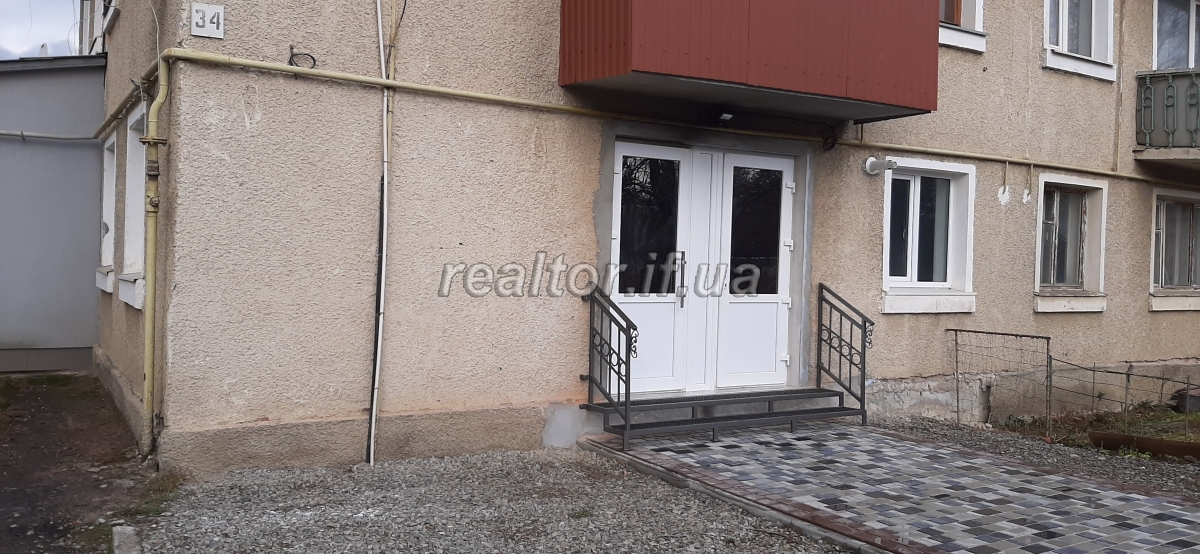 Orenda_prymishchennya_v_tsentri_Bohorodchan_21035_11_1638265997.jpeg