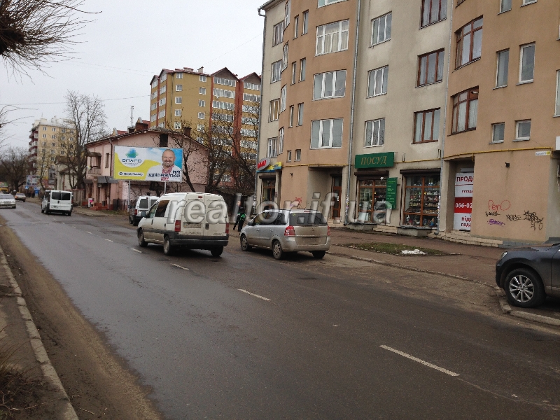 Prodam_Mahazyn_TsENTR_Iv-Frn_7425_3_1419588659.jpg