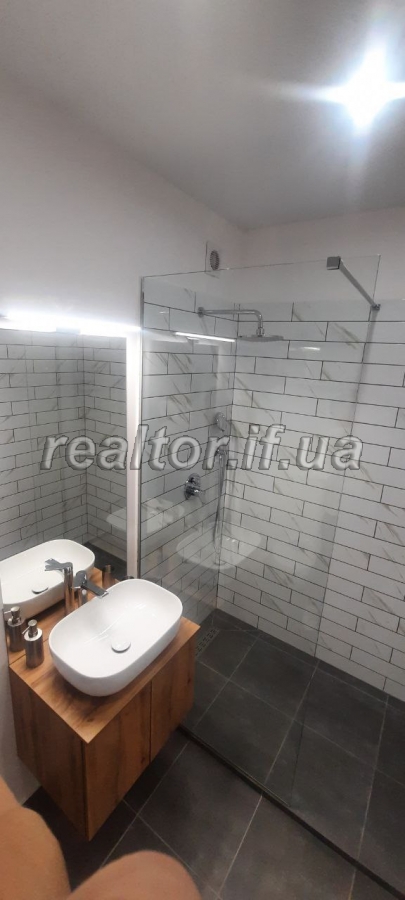 Prodayetsya_1_kimnatna_kvartyra_povnistyu_hotova_do_prozhyvannya_v_tsentri_mista_po_vulytsi_Vysochana_22002_17_1666180939.jpeg