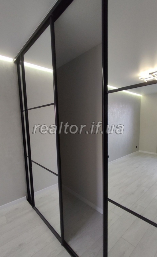 Prodayetsya_1_kimnatna_kvartyra_v_mistechku_Tsentralne_v_raioni_Dramteatru_22743_12_1699969224.jpeg