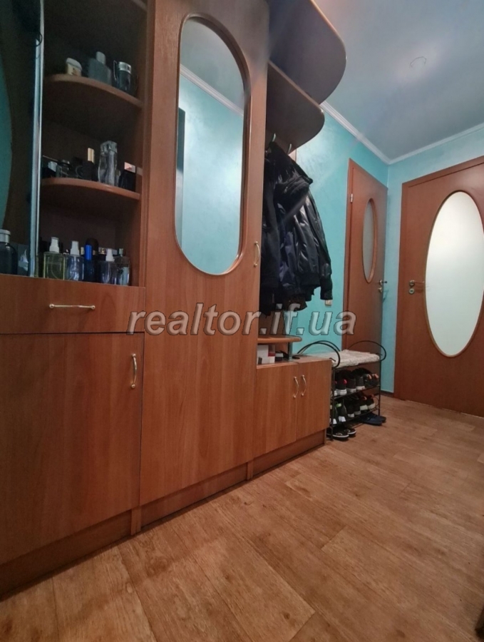 Prodayetsya_1_kimnatna_kvartyra_v_tsentri_mista_po_vulytsi_Belvederska_22616_5_1694006811.jpeg
