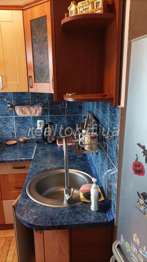 Prodayetsya_1_kimnatna_kvartyra_z_meblyamy_nepodalik_tsentru_mista_22758_10_1700823565.jpeg