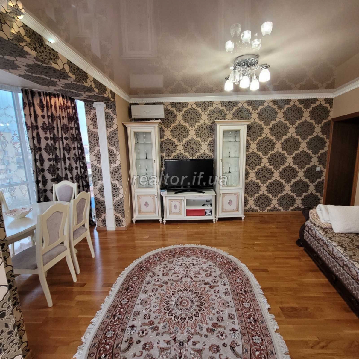 2 bedroom apartment for sale on Tychyna Street