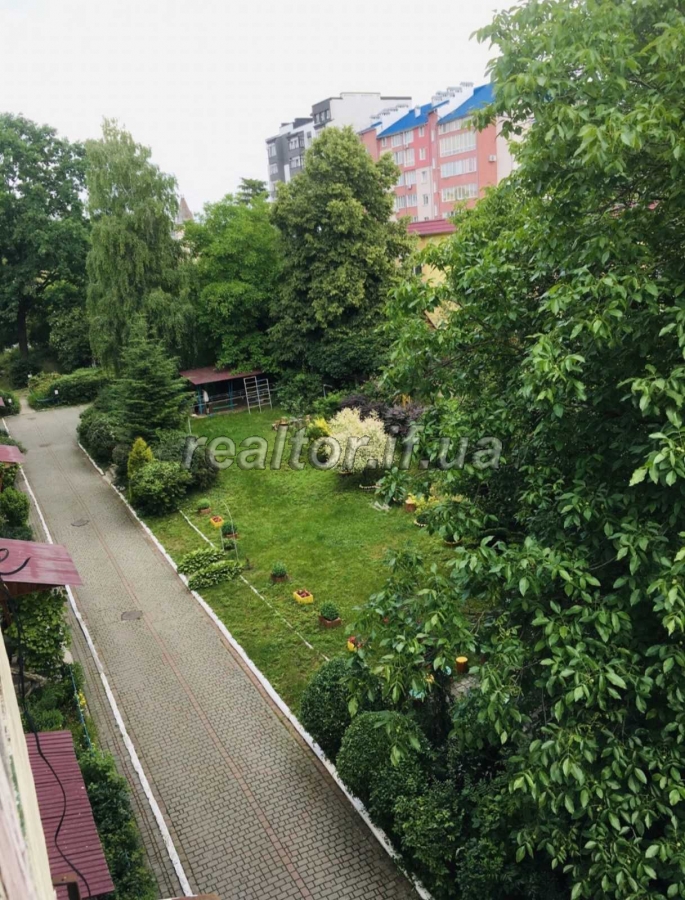 Prodayetsya_2_kimnatna_kvartyra_v_harnomu_zhylomu_stani_po_vulytsi_Pivdennyi_bulvar_22483_6_1687437228.jpeg
