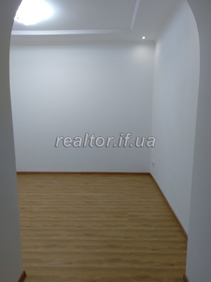 Prodayetsya_2_kimnatna_kvartyra_v_kompleksi_zakrytoho_typu_Rizdnyanyi_22773_4_1701682757.jpeg