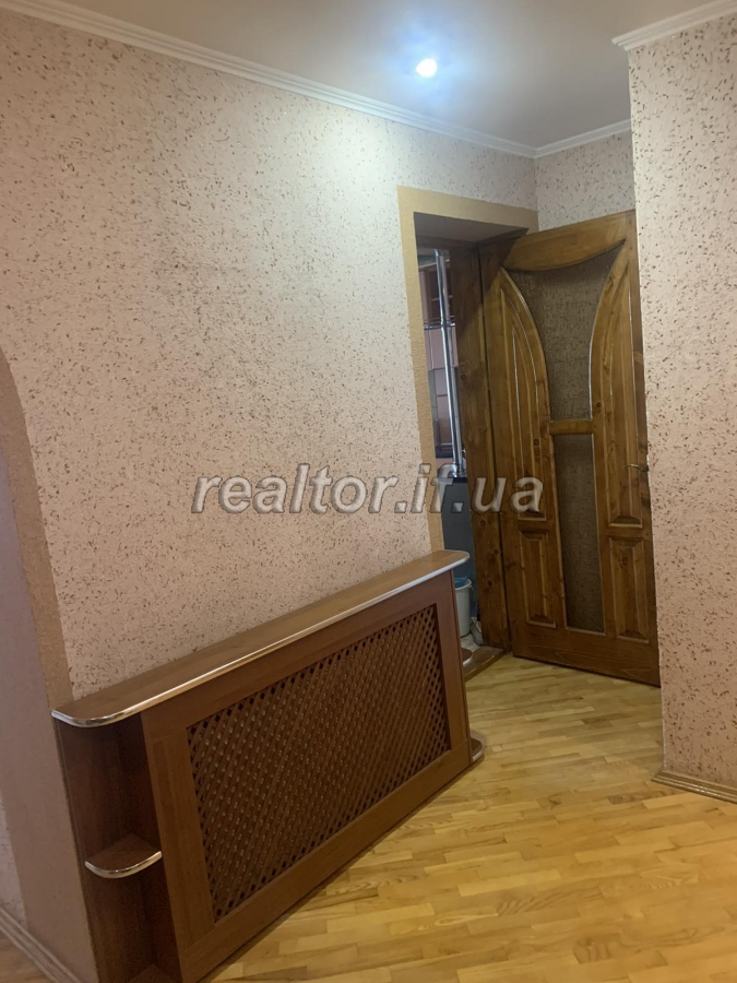 Prodayetsya_3_kimnatna_kvartyra_v_budynku_2006_roku_po_vulytsi_Halytska_v_raioni_Pasichna_22450_19_1686742630.jpeg